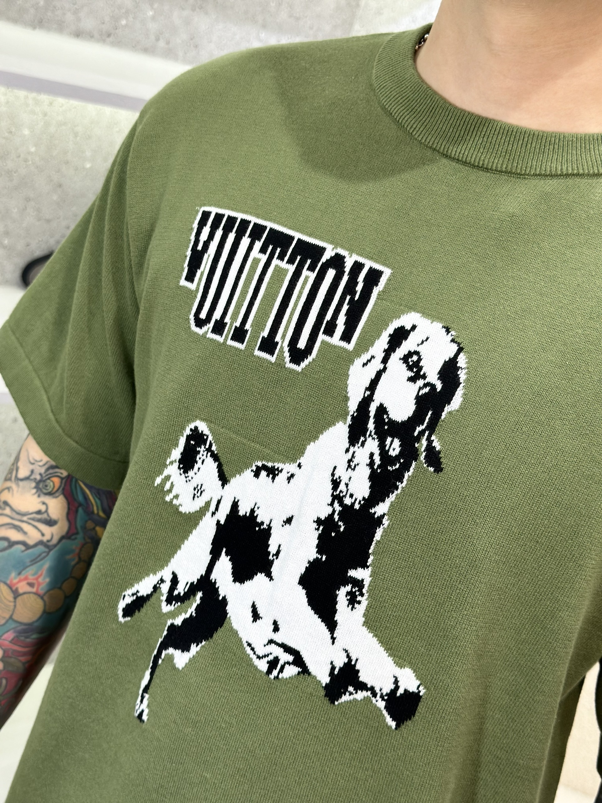 Áo phông T-shirt len Louis Vuitton LV Xanh rêu họa tiết cún Like Auth on web VTN